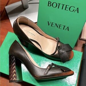 BOTTEGA VENETA Leather Pumps Size 35.5